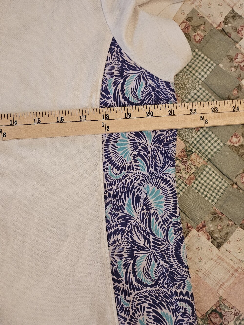 Izod Golf Shirt 3/4 zipper - Picture 4 of 8